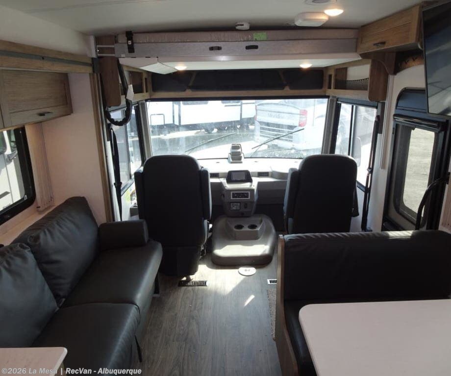 2025 Vista WFE29NP by Winnebago from La Mesa | RecVan - Albuquerque in Albuquerque, New Mexico