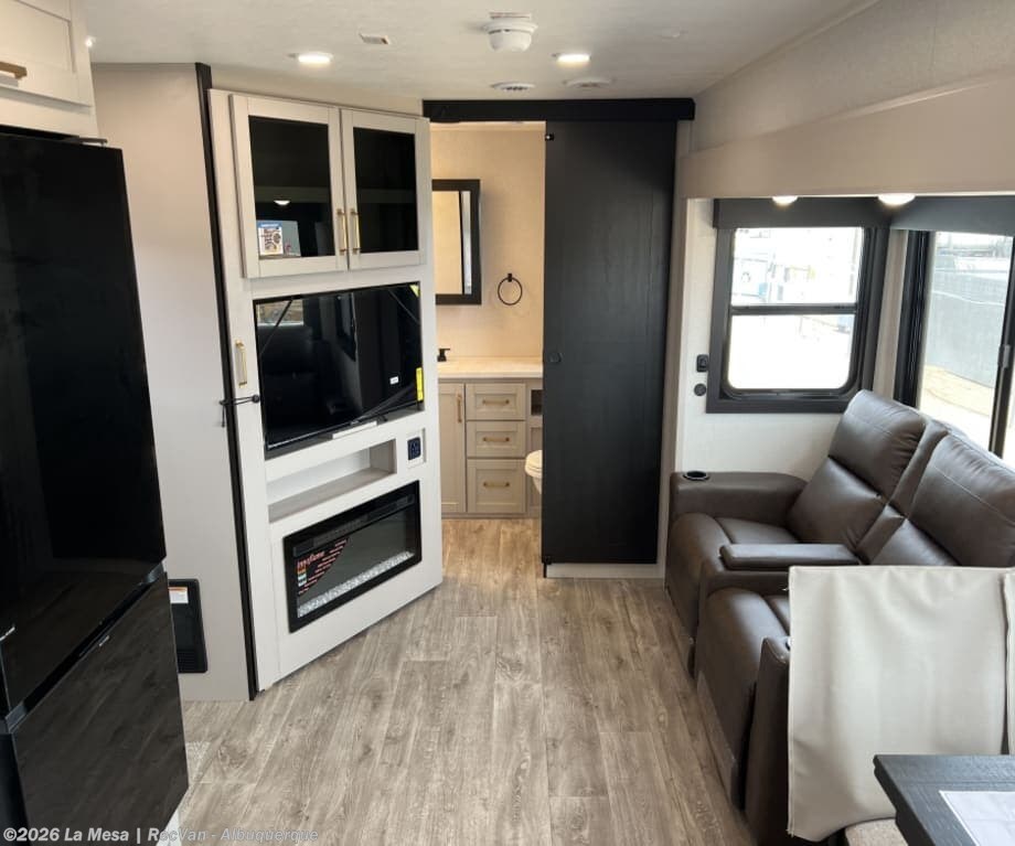 2026 Jayco SUNDANCE XLT TRAILER 27RBSS - New Travel Trailer For Sale by La Mesa | RecVan - Albuquerque in Albuquerque, New Mexico