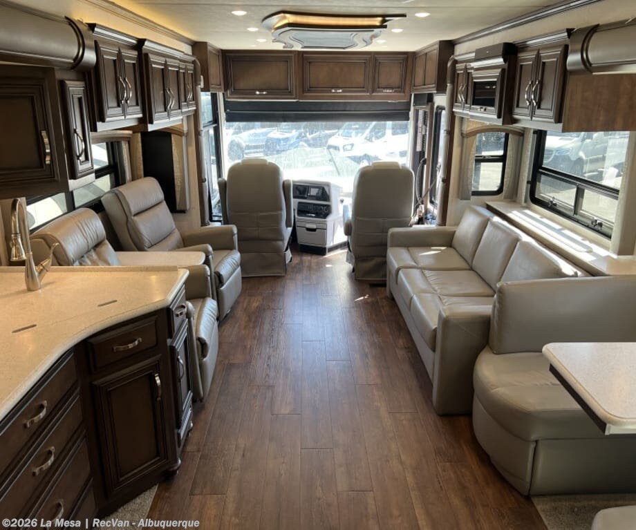 2021 Kountry Star 4002 by Newmar from La Mesa | RecVan - Albuquerque in Albuquerque, New Mexico