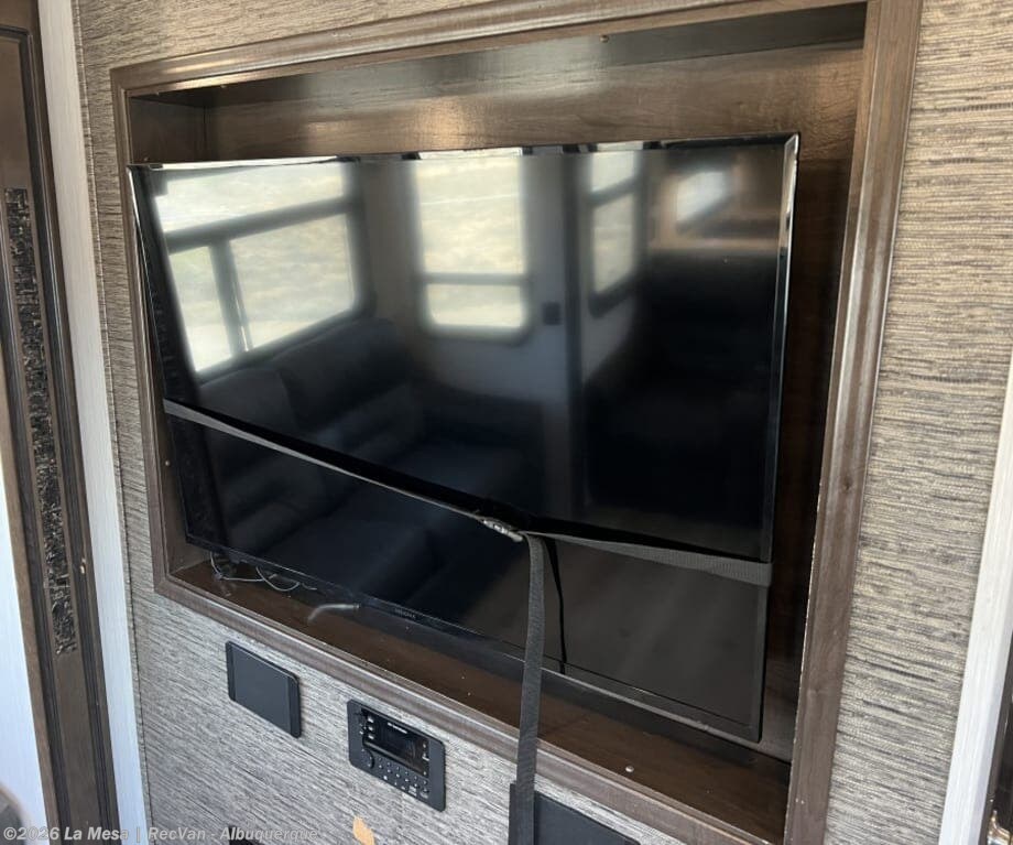 Used 2021 Forest River Cedar Creek HATHAWAY 38DBRK available in Albuquerque, New Mexico