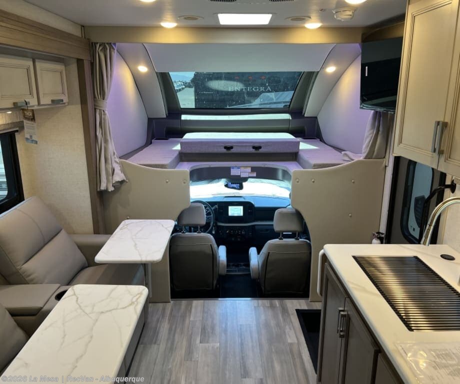 2027 Omni Trail Z30 by Thor Motor Coach from La Mesa | RecVan - Albuquerque in Albuquerque, New Mexico
