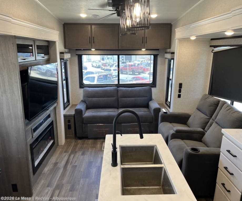 2024 Jayco Eagle 317 RLOK - Used Fifth Wheel For Sale by La Mesa | RecVan - Albuquerque in Albuquerque, New Mexico