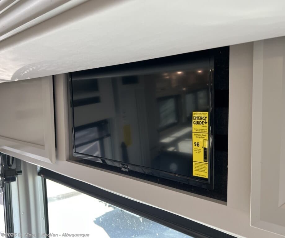 Used 2025 Holiday Rambler Vacationer 33C available in Albuquerque, New Mexico