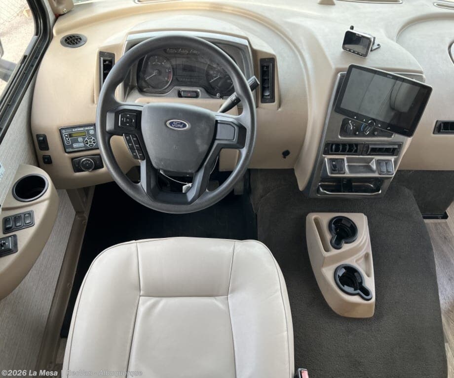 2022 Winnebago Sunstar 29V - Used Class A For Sale by La Mesa | RecVan - Albuquerque in Albuquerque, New Mexico