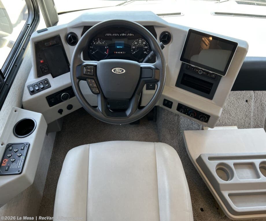 2024 Newmar BAYSTAR 3014 - Used Class A For Sale by La Mesa | RecVan - Albuquerque in Albuquerque, New Mexico
