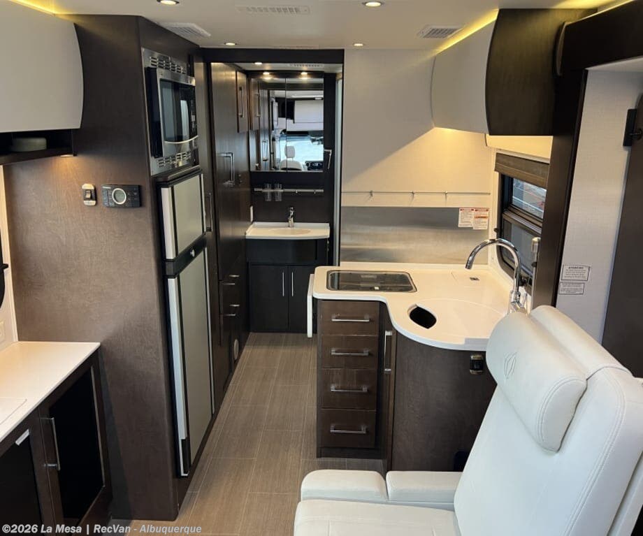Used 2020 Leisure Travel Unity U24MB available in Albuquerque, New Mexico