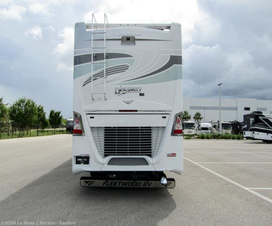2024 Discovery LXE 44S LXE by Fleetwood from La Mesa | RecVan - Sanford in Sanford, Florida