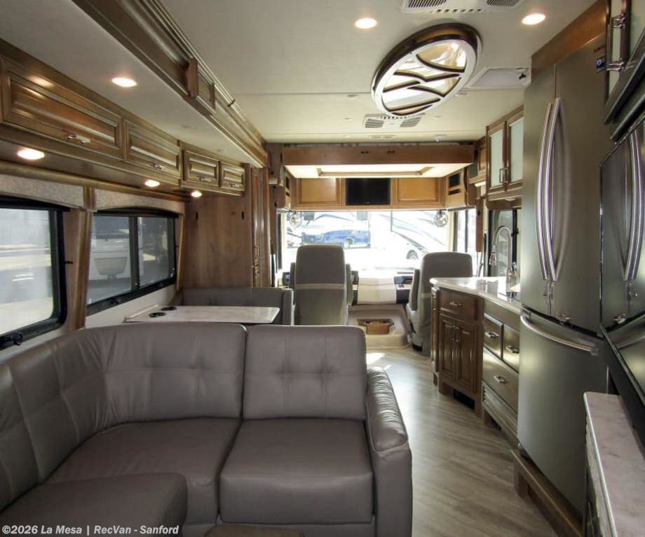 2019 Southwind 35K by Fleetwood from La Mesa | RecVan - Sanford in Sanford, Florida