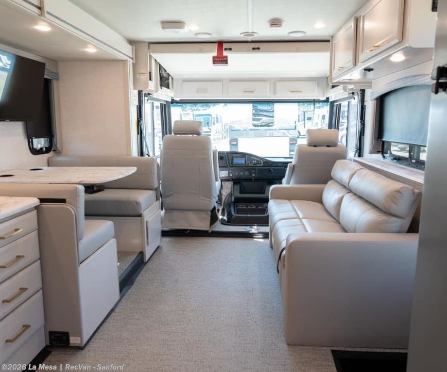 2026 Flair 33B6 by Fleetwood from La Mesa | RecVan - Sanford in Sanford, Florida