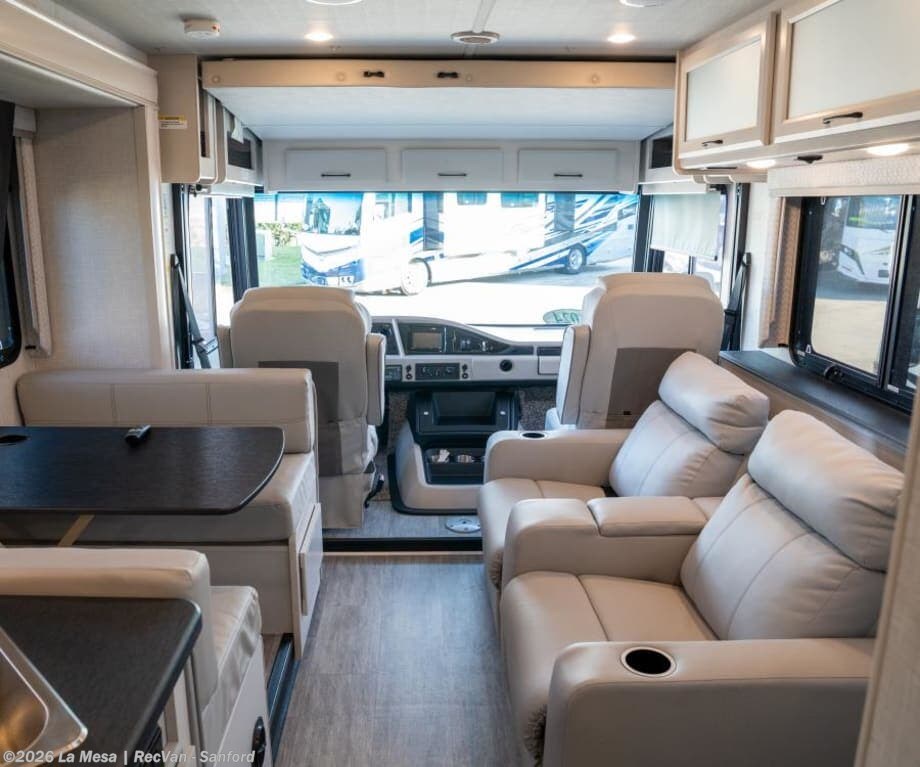2024 Admiral 32N by Holiday Rambler from La Mesa | RecVan - Sanford in Sanford, Florida