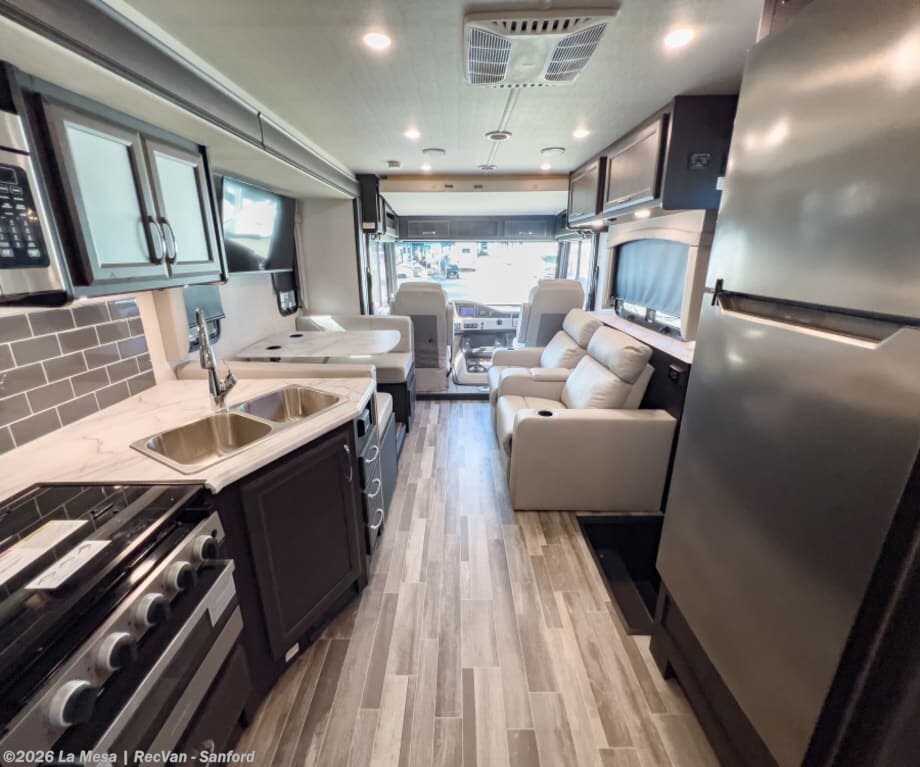 2024 Flair 28A by Fleetwood from La Mesa | RecVan - Sanford in Sanford, Florida