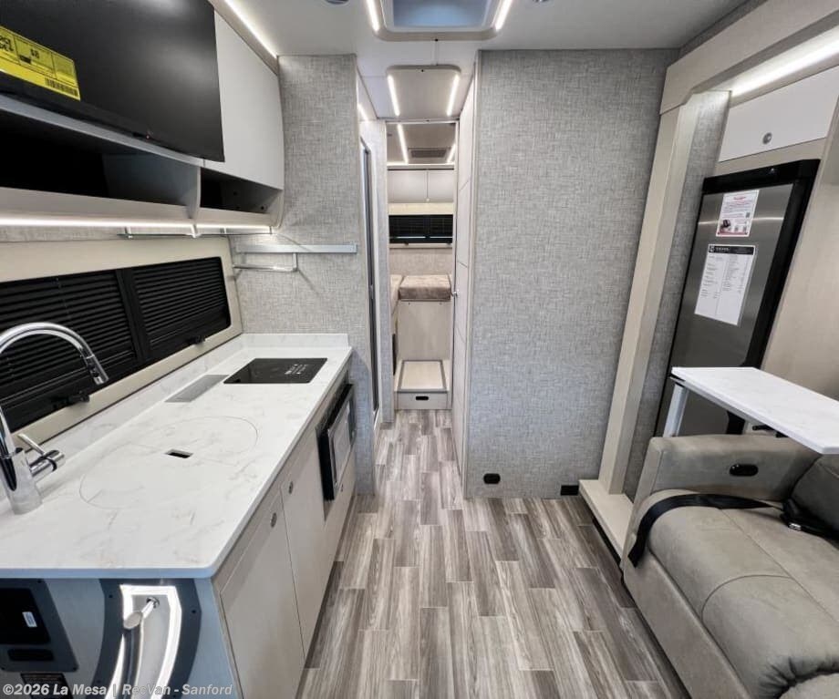 New 2026 Tiffin Wayfarer 25XLW available in Sanford, Florida