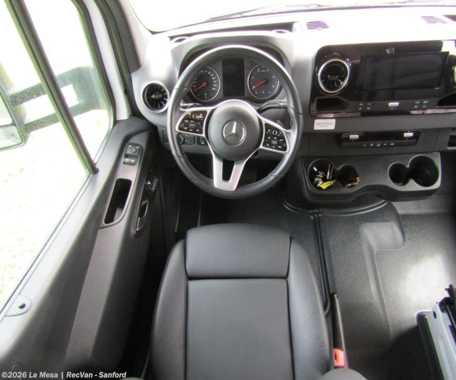 2022 Dynamax Corp ISATA 3 24FWM - Used Class C For Sale by La Mesa | RecVan - Sanford in Sanford, Florida