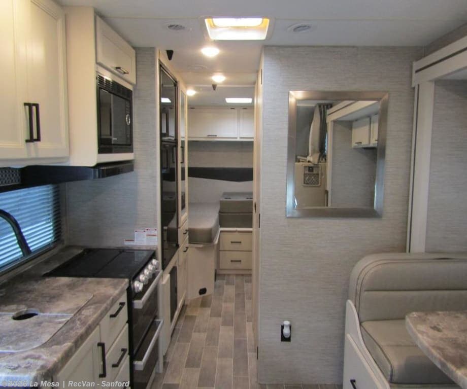 2022 Chateau 25V by Thor Motor Coach from La Mesa | RecVan - Sanford in Sanford, Florida