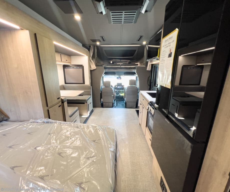 2026 Lineage Series M 25FW-FBP by Grand Design from La Mesa | RecVan - Sanford in Sanford, Florida