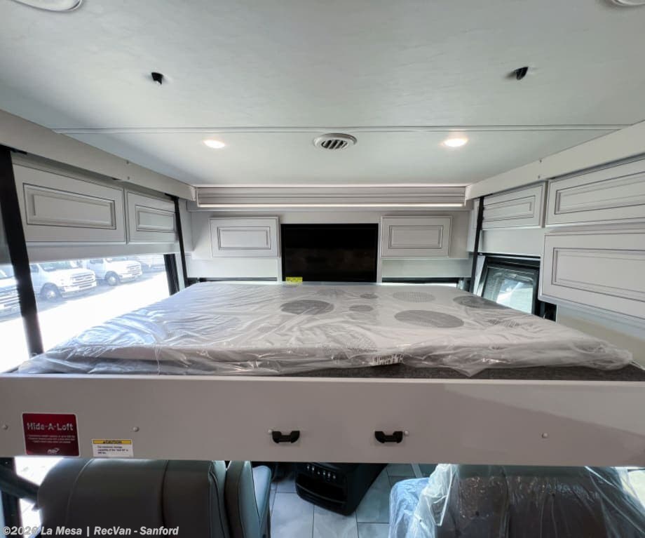 New 2027 Fleetwood Discovery LXE 40M-LXE available in Sanford, Florida