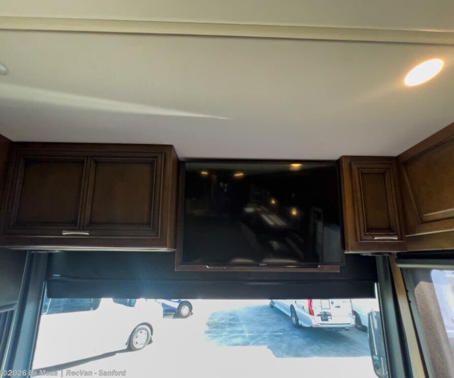 Used 2018 Newmar Ventana 4308 available in Sanford, Florida