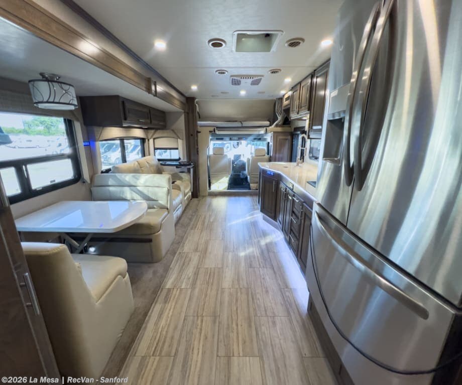 2021 DX3 37RB by Dynamax Corp from La Mesa | RecVan - Sanford in Sanford, Florida