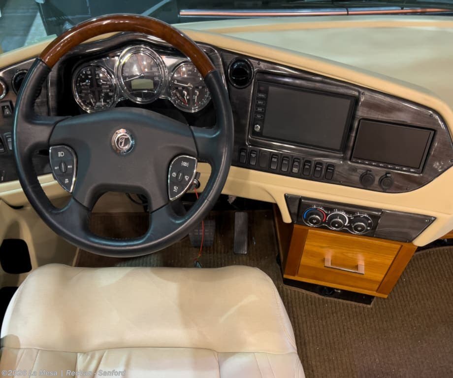 2018 Tiffin Allegro Bus 37AP - Used Class A For Sale by La Mesa | RecVan - Sanford in Sanford, Florida