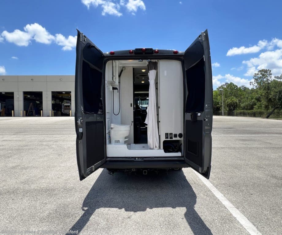 2025 Thor Motor Coach Twist 2HB - Used Class B For Sale by La Mesa | RecVan - Sanford in Sanford, Florida