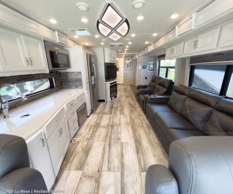 Used 2022 Holiday Rambler Endeavor 38K available in Sanford, Florida