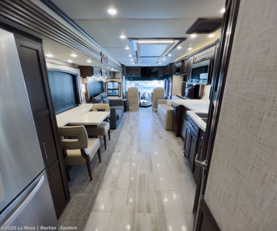2021 Ventana 4037 by Newmar from La Mesa | RecVan - Sanford in Sanford, Florida
