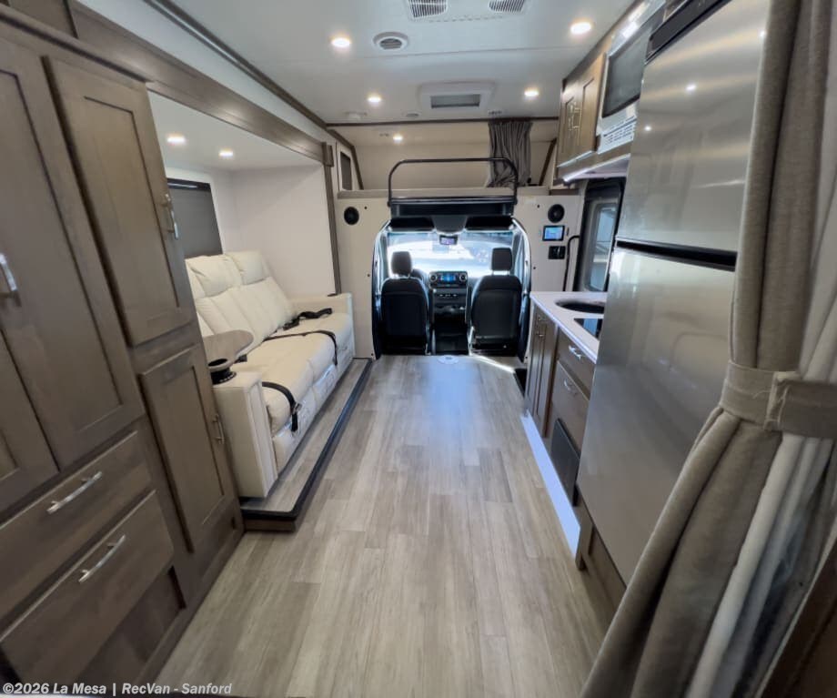 2024 ISATA 3 24FWSFX by Dynamax Corp from La Mesa | RecVan - Sanford in Sanford, Florida