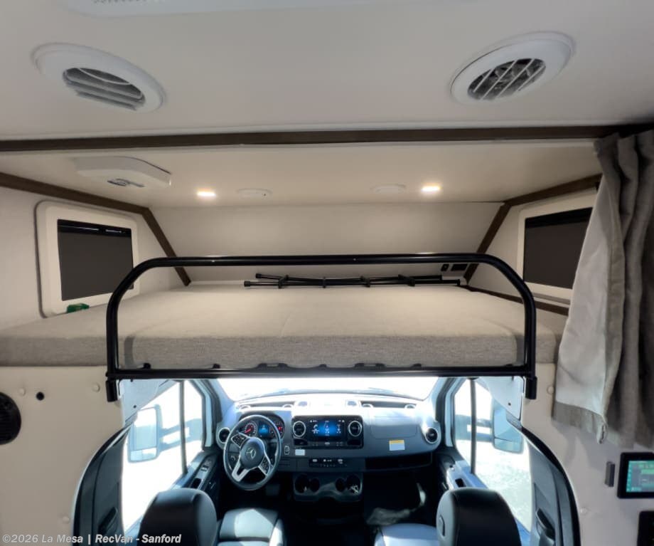 Used 2024 Dynamax Corp ISATA 3 24FWSFX available in Sanford, Florida