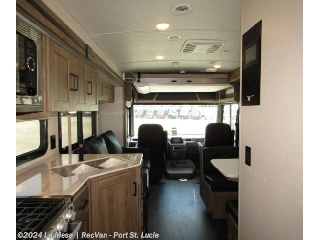 2024 Vista WFE29NP by Winnebago from La Mesa | RecVan - Port St. Lucie in  Port St. Lucie, Florida