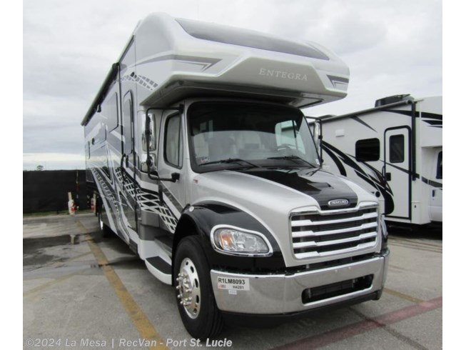 New 2024 Entegra Coach Accolade XL 37M-XL available in  Port St. Lucie, Florida