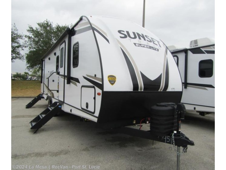 New 2024 Keystone SUNSET TRAIL SS272BH available in Port St. Lucie, Florida