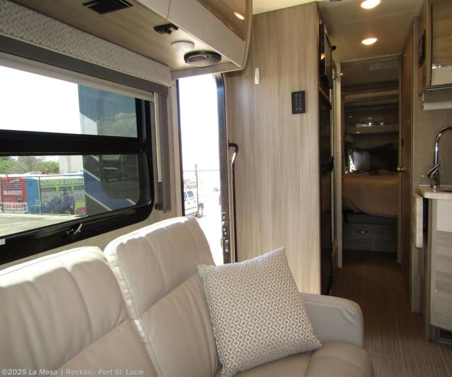 2021 Thor Motor Coach Tiburon 24RW RV for Sale in Port St. Lucie, FL ...