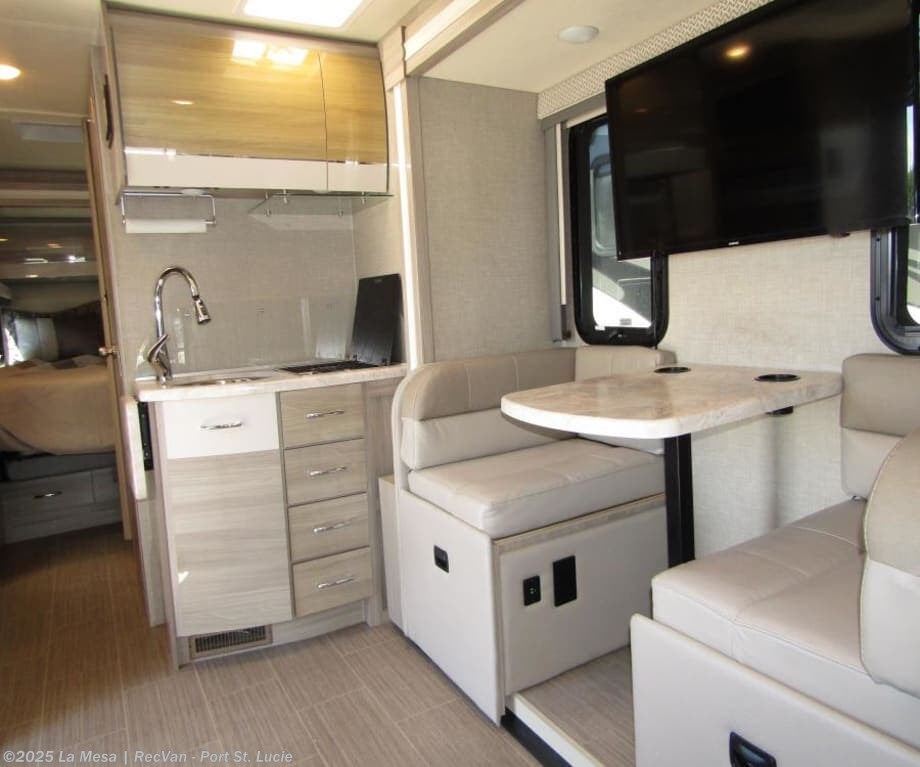 2021 Thor Motor Coach Tiburon 24RW RV for Sale in Port St. Lucie, FL ...