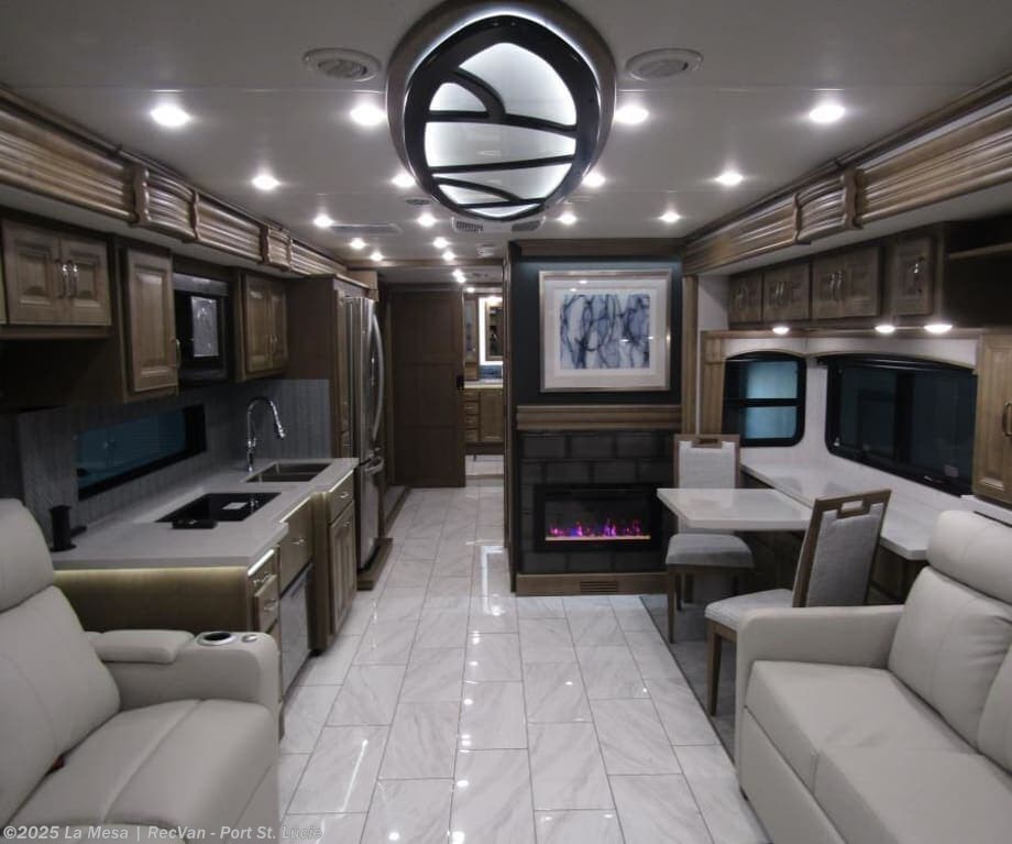 New 2026 Fleetwood Discovery 38W available in Port St. Lucie, Florida