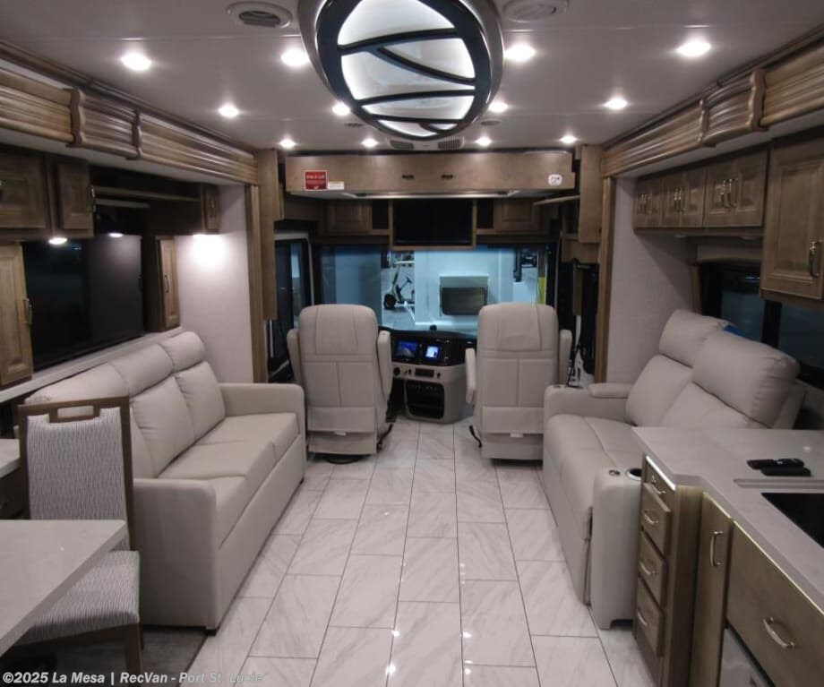 2026 Discovery 38W by Fleetwood from La Mesa | RecVan - Port St. Lucie in Port St. Lucie, Florida