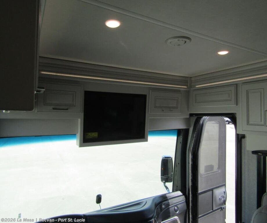 New 2026 Fleetwood Discovery LXE 40M-LXE available in Port St. Lucie, Florida