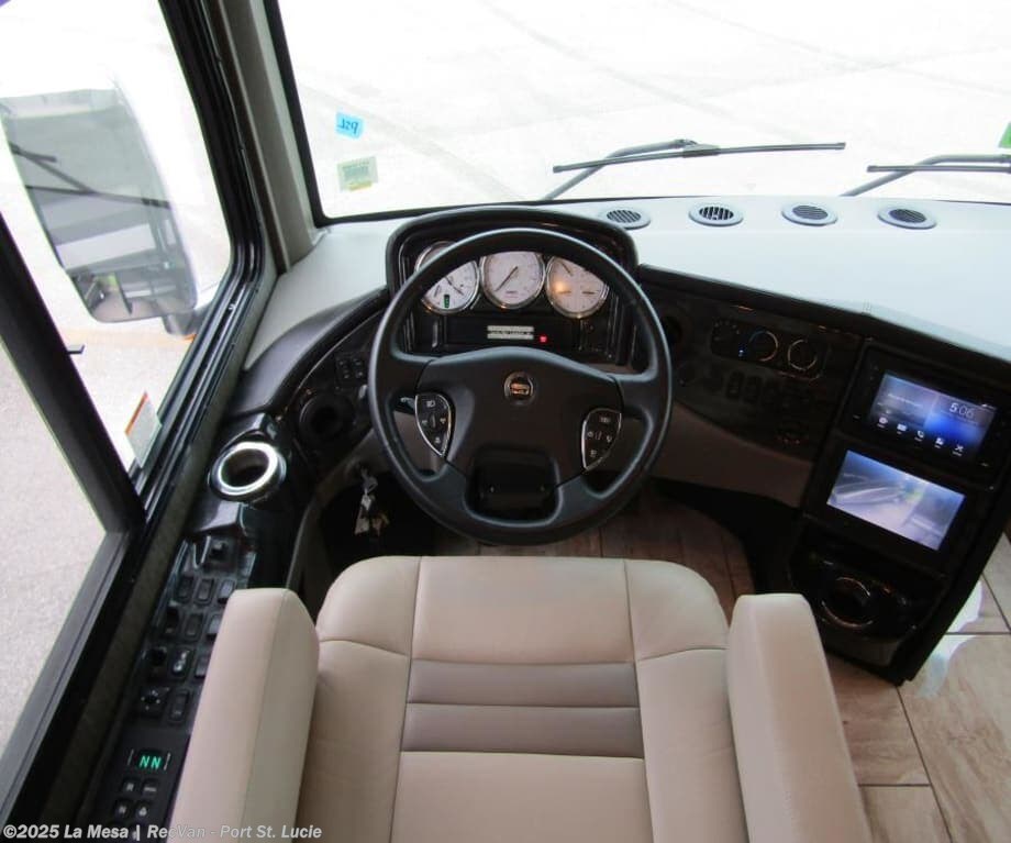 2019 Thor Motor Coach Tuscany 45MX - Used Class A For Sale by La Mesa | RecVan - Port St. Lucie in Port St. Lucie, Florida
