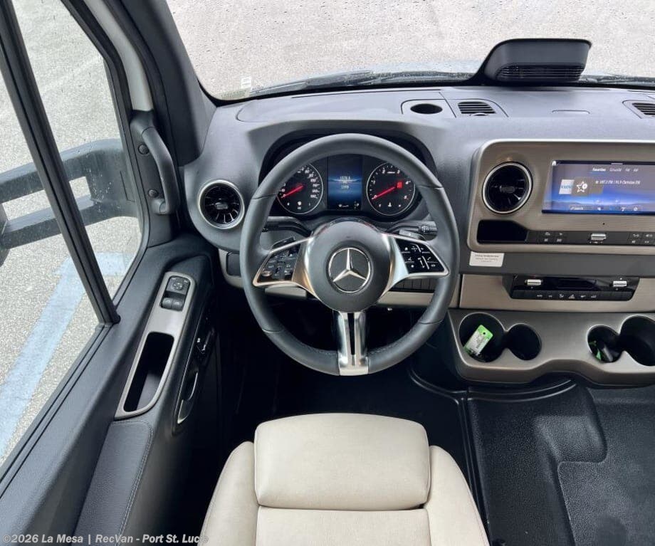 2026 Winnebago View WM524R - New Class C For Sale by La Mesa | RecVan - Port St. Lucie in Port St. Lucie, Florida