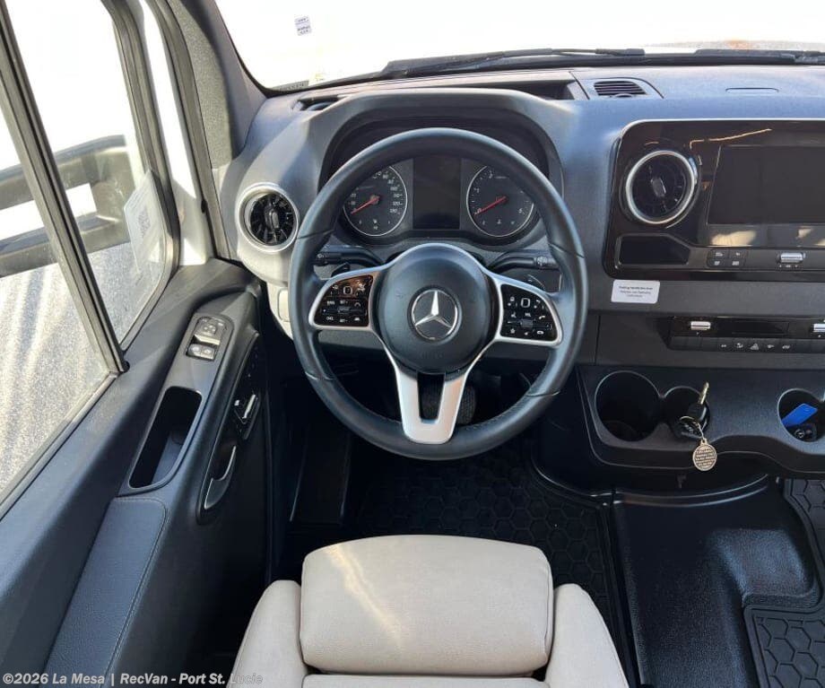 2025 Tiffin Wayfarer 25XLW - Used Class C For Sale by La Mesa | RecVan - Port St. Lucie in Port St. Lucie, Florida