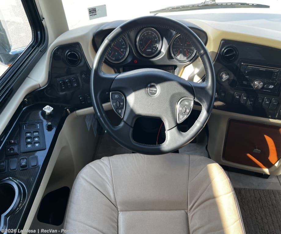 2018 Tiffin Phaeton 40AH - Used Class A For Sale by La Mesa | RecVan - Port St. Lucie in Port St. Lucie, Florida