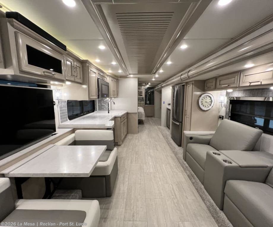 Used 2024 Newmar Ventana 4068 available in Port St. Lucie, Florida