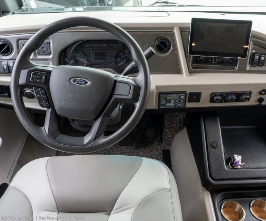 2025 Fleetwood Flex 35R - Used Class A For Sale by La Mesa | RecVan - Port St. Lucie in Port St. Lucie, Florida