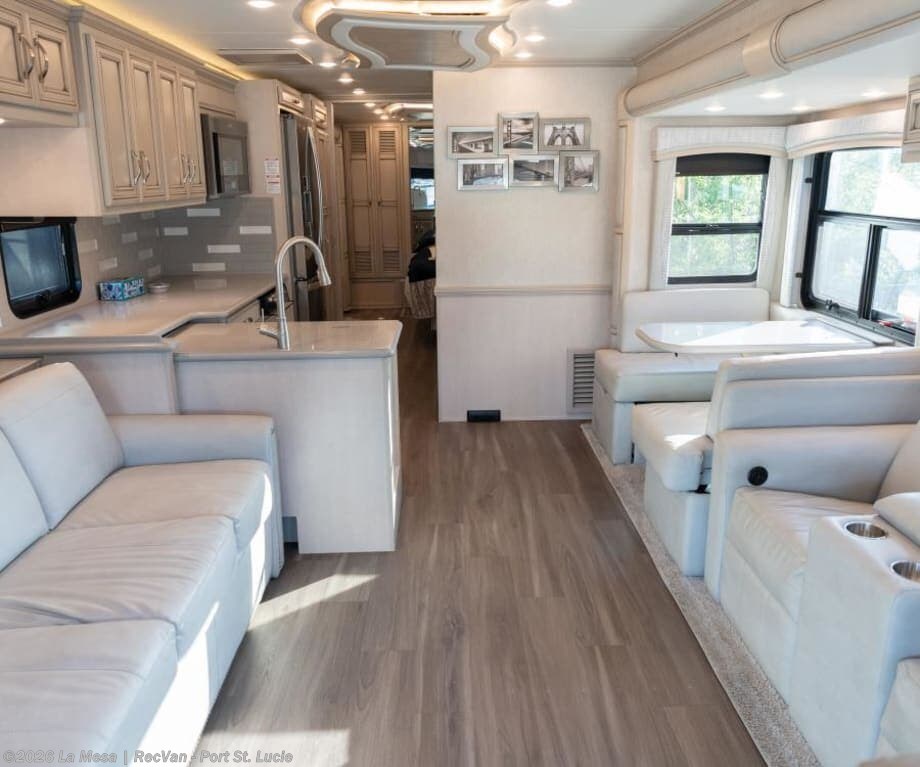 Used 2023 Newmar Kountry Star 3717 available in Port St. Lucie, Florida