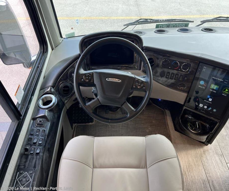 2022 Thor Motor Coach Tuscany 45MX - Used Class A For Sale by La Mesa | RecVan - Port St. Lucie in Port St. Lucie, Florida