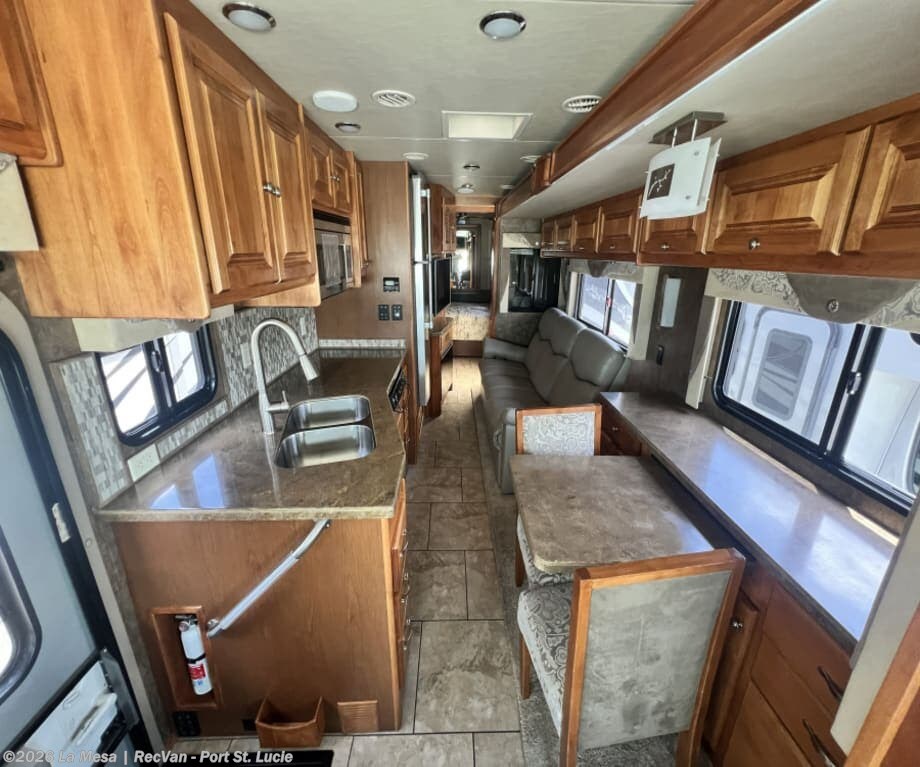 Used 2015 Tiffin OPEN ROAD 31SA available in Port St. Lucie, Florida