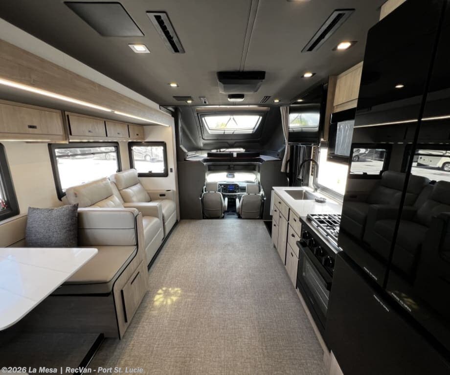 2026 Lineage 31ZW-FBP by Grand Design from La Mesa | RecVan - Port St. Lucie in Port St. Lucie, Florida