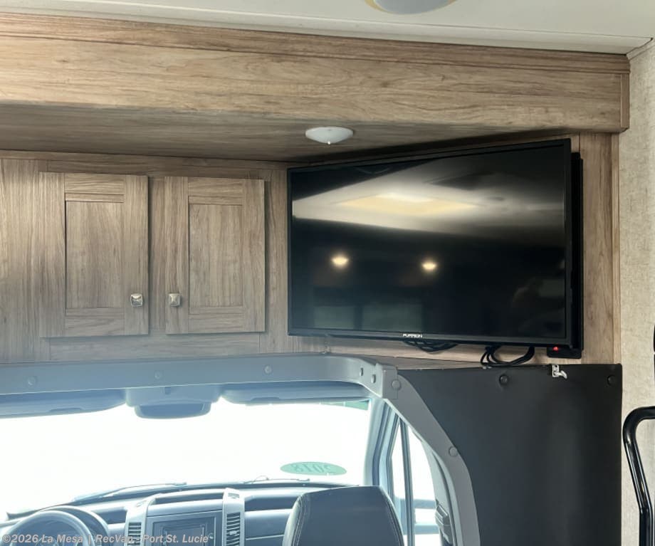 Used 2018 Forest River Sunseeker 2400WS available in Port St. Lucie, Florida