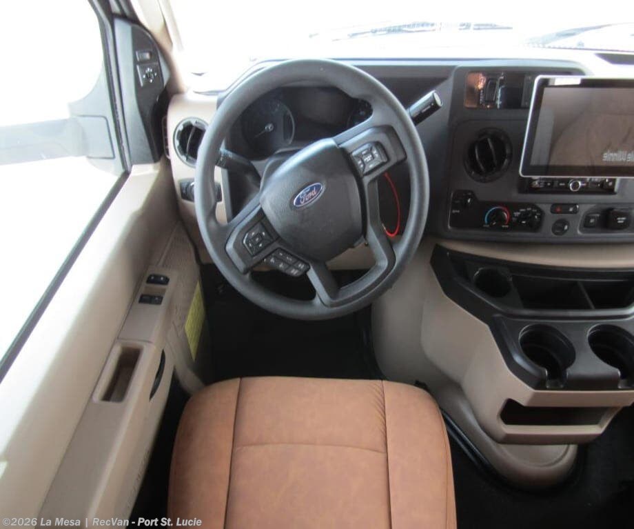 2026 Winnebago Minnie Winnie WF326NP - New Class C For Sale by La Mesa | RecVan - Port St. Lucie in Port St. Lucie, Florida