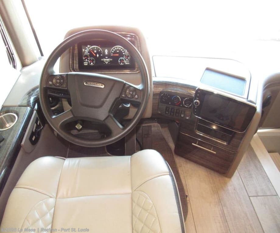 2022 Thor Motor Coach Aria 3401 - Used Class A For Sale by La Mesa | RecVan - Port St. Lucie in Port St. Lucie, Florida