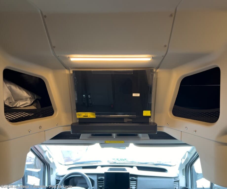 New 2027 Winnebago Ekko WF622A-FBP available in Port St. Lucie, Florida